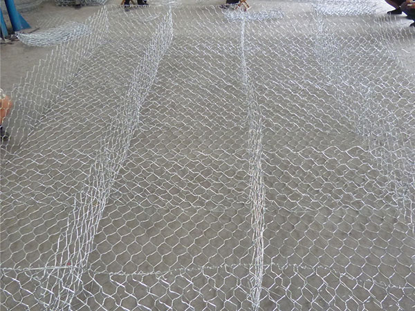 景觀用石籠網安裝案例圖片2